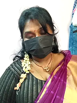 chaitara-reddy's cam snapshot