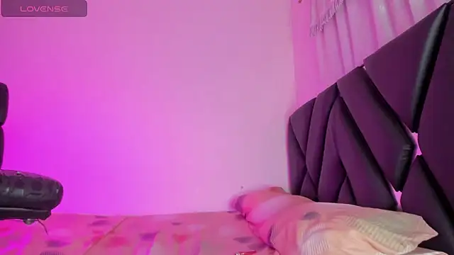 stephany_doll_ live sex cam