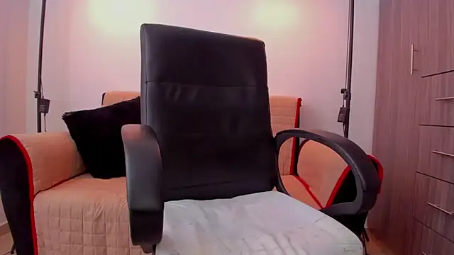 cloy_baby__ live sex cam