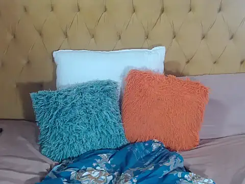 DickDivaXX's cam snapshot