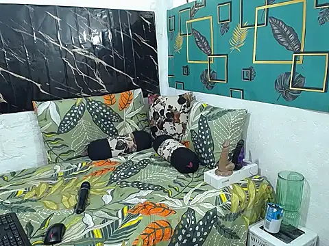 LADY-NESH's cam snapshot