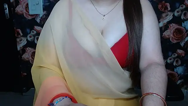 green_girl's cam snapshot