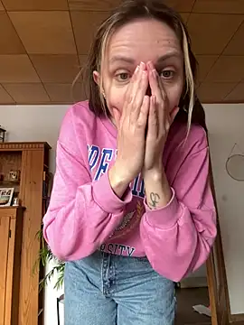 Nature_Melina live sex cam