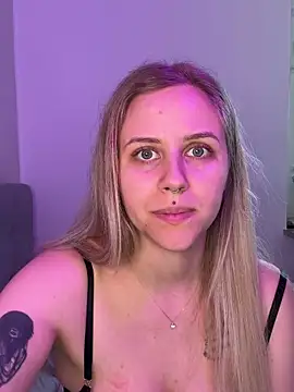 lunawolf21 live sex cam