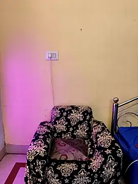 Poly_bhabi's cam snapshot