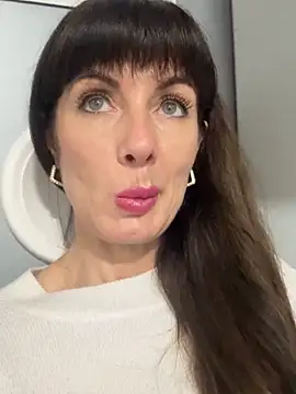 LadyLuxLover's cam snapshot