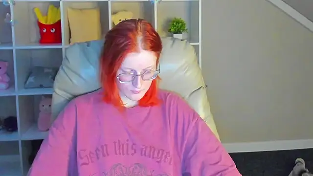 ElizabethHarpper's cam snapshot