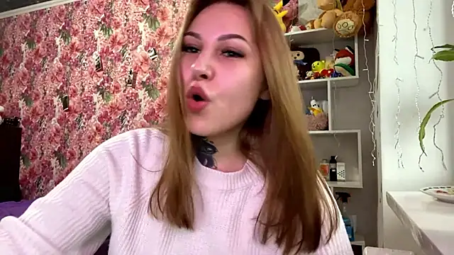 TraciBallena's cam snapshot