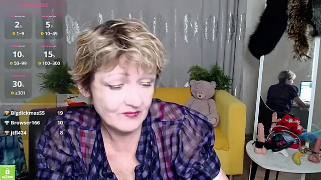 SexyGrandma_'s cam snapshot