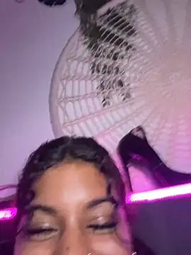 AlyssaHottv_ live sex cam