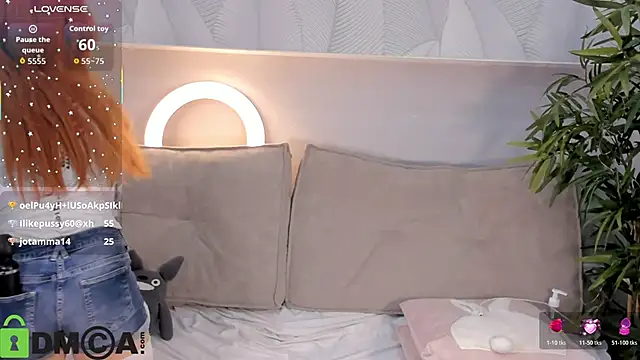 Molly_Platt's cam snapshot