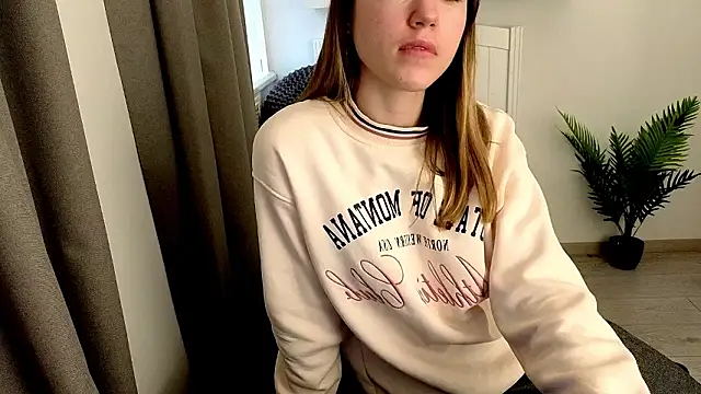 Just_L0VE_me's cam snapshot