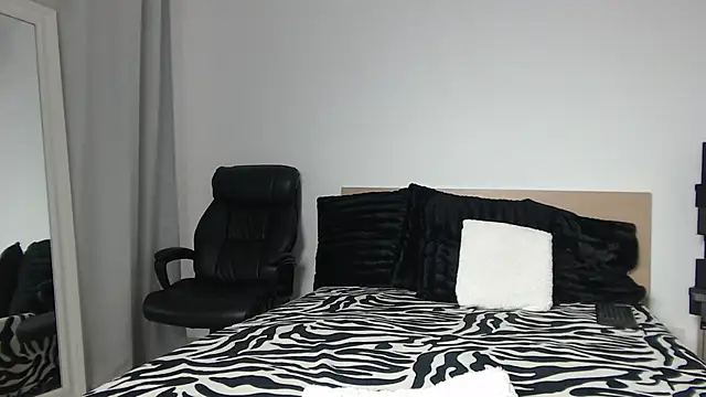 Layla23a's cam snapshot