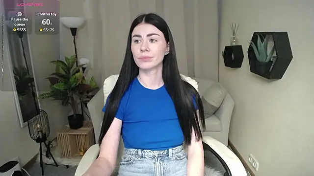 MilaSecret55's cam snapshot