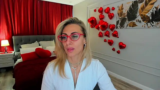 MuseOfStage live sex cam