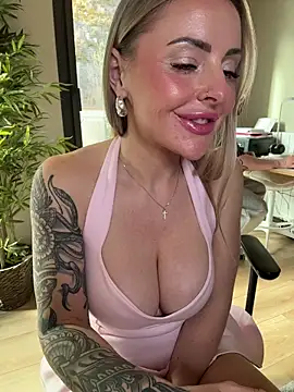 EmaSalis live sex cam