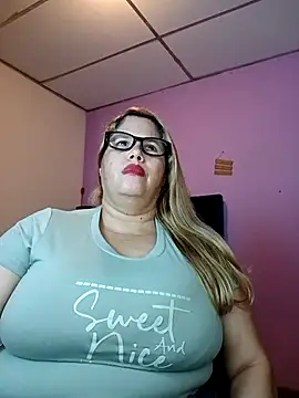 EllisW8's cam snapshot