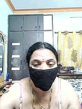 bhavyasri_55's cam snapshot