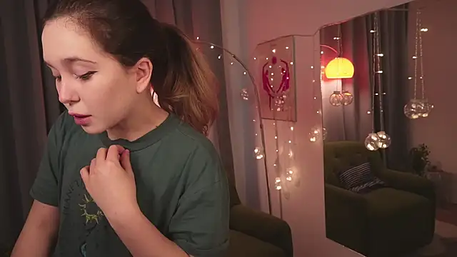 Lina_Glow's cam snapshot