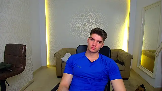 MaxKaiden's cam snapshot