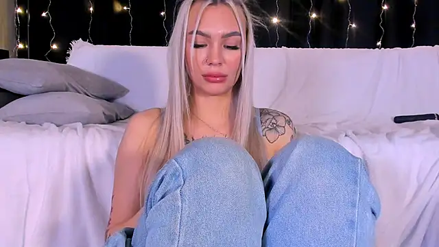 Eva_Re's cam snapshot