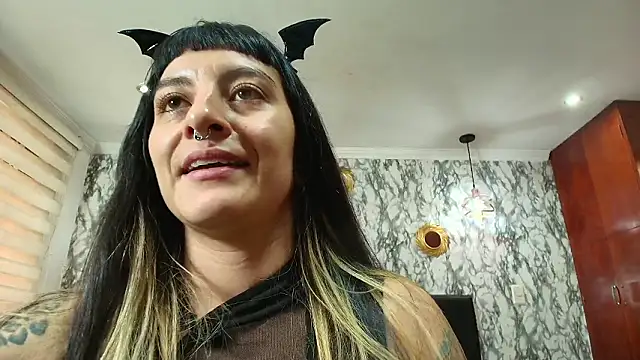 Naughty_Kittenm's cam snapshot