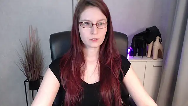 emmaxDelight's cam snapshot