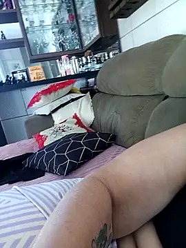 marcialoira's cam snapshot