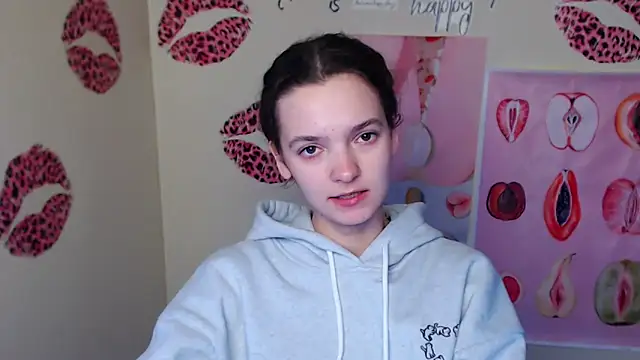 _SusieSu_'s cam snapshot