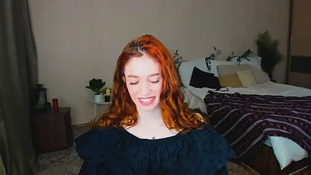 ChristinaConteeree's cam snapshot