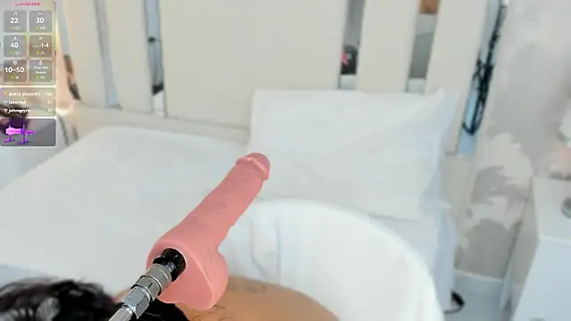 Miliaangeles's cam snapshot