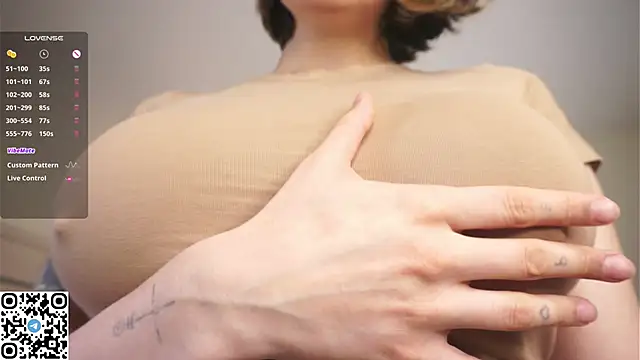 RoxannaCarver live sex cam