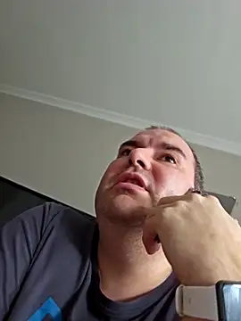 Andrew1900529 live sex cam