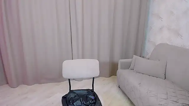 DianaMagestic's cam snapshot