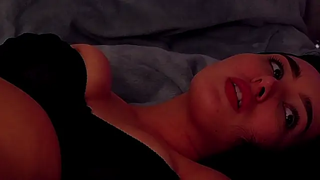 KimKhallifa live sex cam