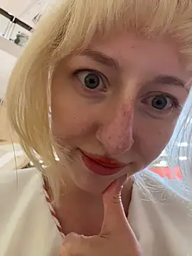 RonnieKiss live sex cam