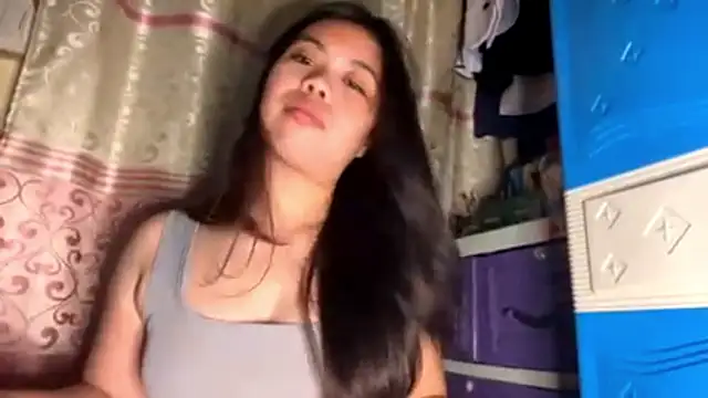 GeorgeneWatler's cam snapshot