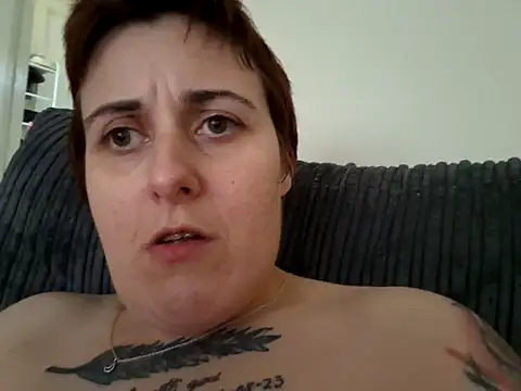 Tiara_XOX's cam snapshot