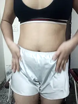 simmi_jaan17's cam snapshot