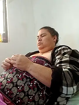 yaneth_'s cam snapshot