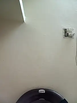 Your-Sasha7's cam snapshot