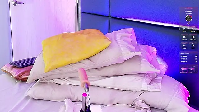 Leslymonroe's cam snapshot