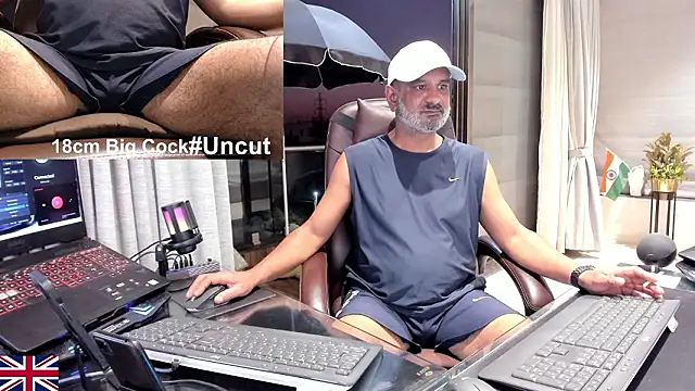 OnlineBossUK live sex cam