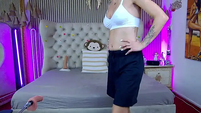 PlayfulShow's cam snapshot