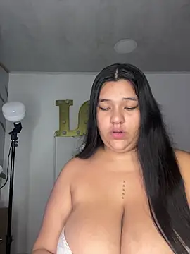 emmamilk20's cam snapshot