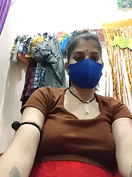 Maahi-Queen's cam snapshot