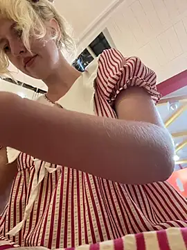 RonnieKiss's cam snapshot