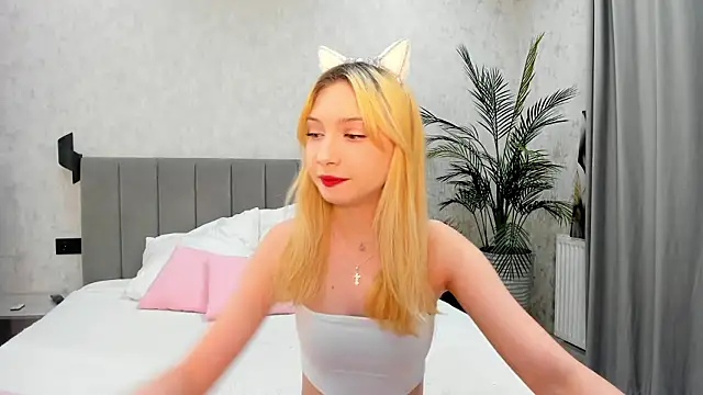 sweet_bl0nde's cam snapshot