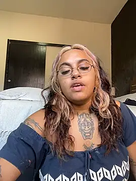 lolafairytail live sex cam