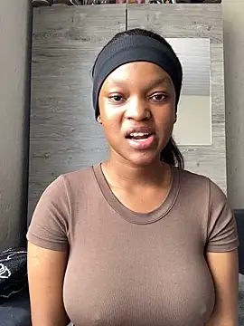 comehaveataskxx6's cam snapshot